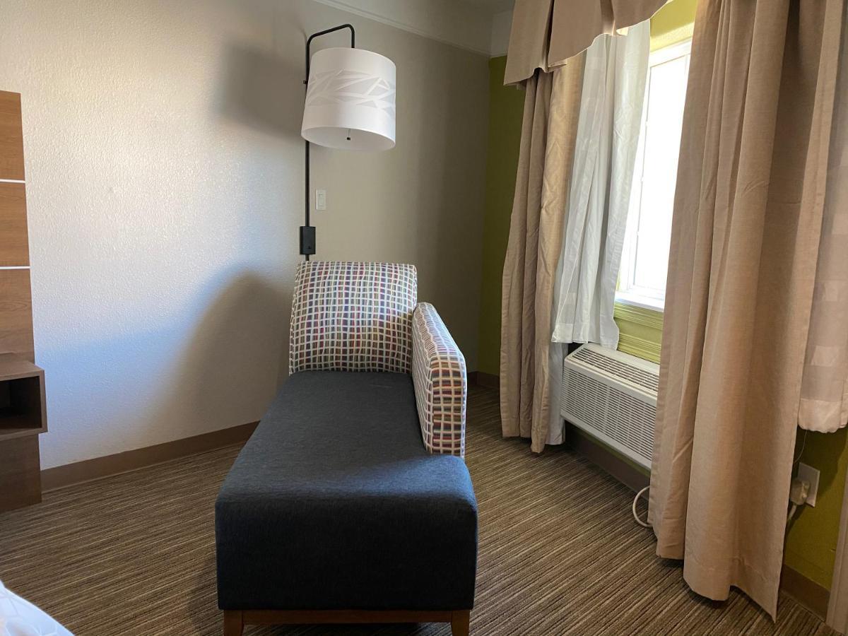 Holiday Inn Express Hotel Galveston West-Seawall By Ihg Exterior photo