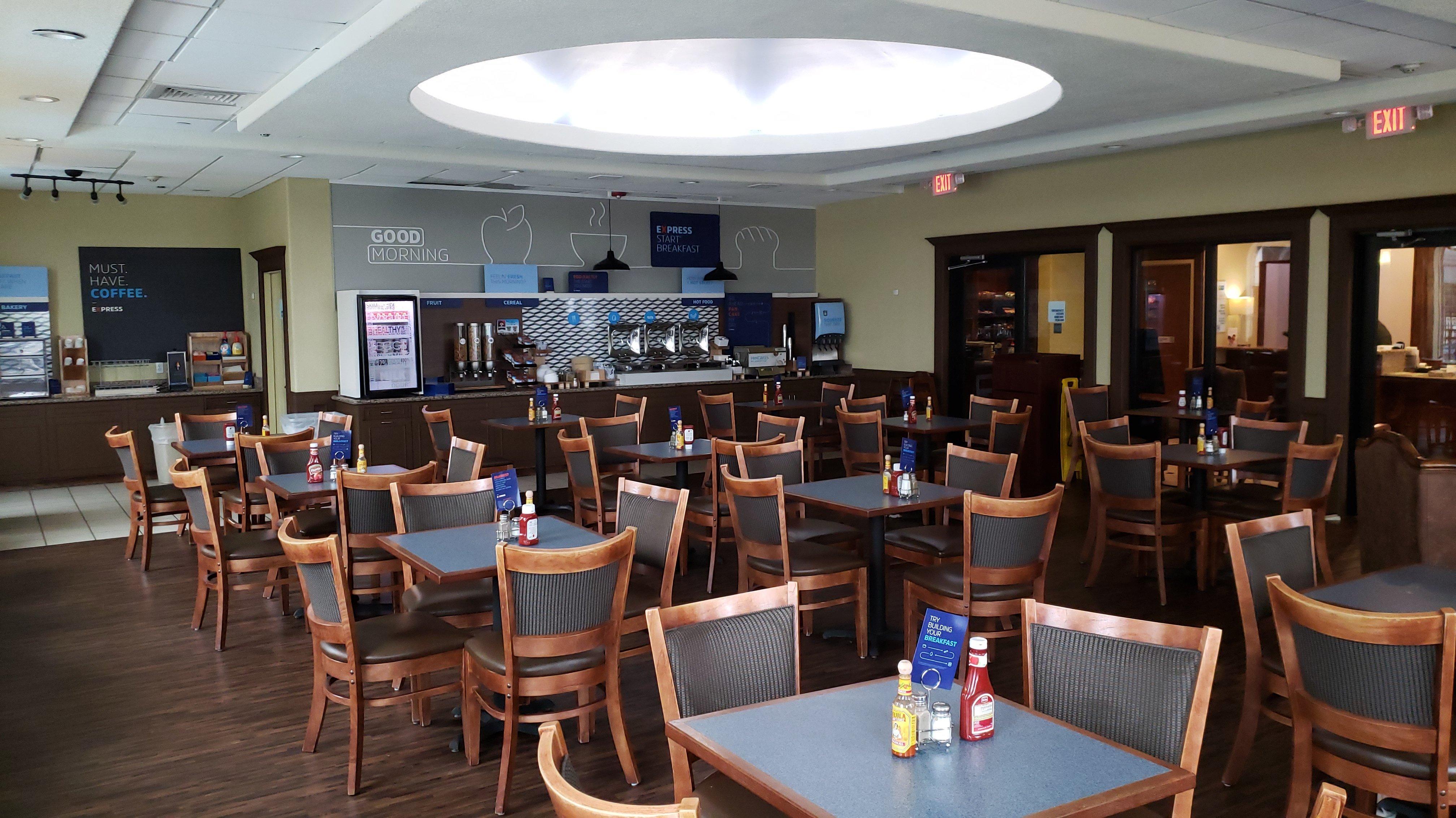 Holiday Inn Express Hotel Galveston West-Seawall By Ihg Exterior photo
