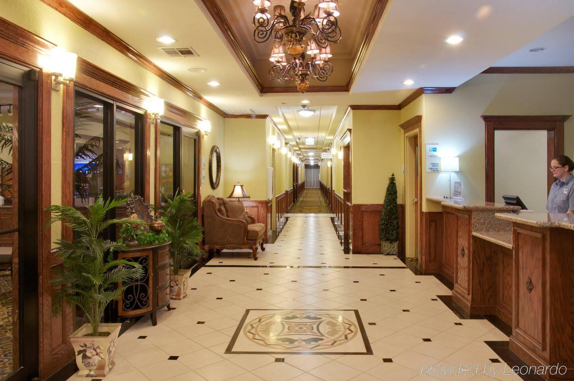 Holiday Inn Express Hotel Galveston West-Seawall By Ihg Exterior photo