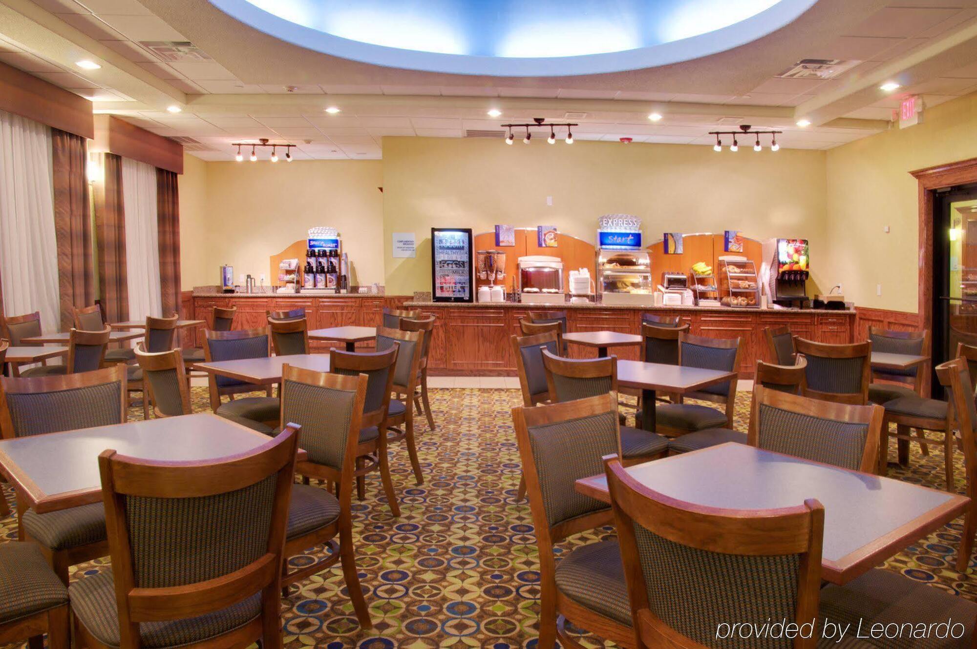 Holiday Inn Express Hotel Galveston West-Seawall By Ihg Exterior photo